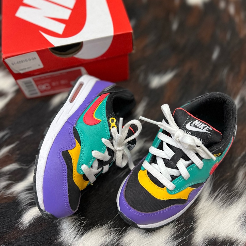 Nike Air Max 1 Game Day Sz 9c
